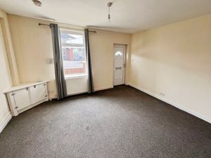 Lounge- click for photo gallery
